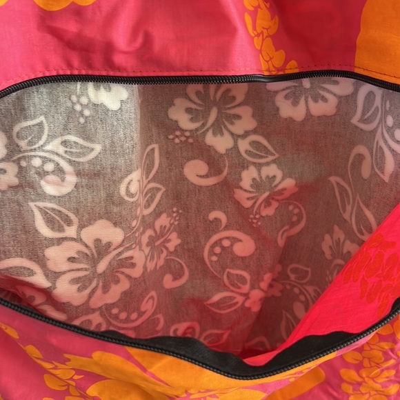 NWOT Large Reversible Hawaiian Fabric Tote Bag🌺 - Picture 9 of 9